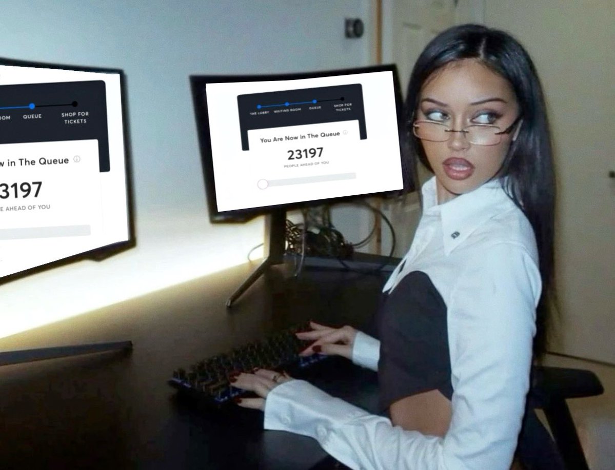 lovvforjk's tweet image. hot girl activity (fighting for bts tour tickets)