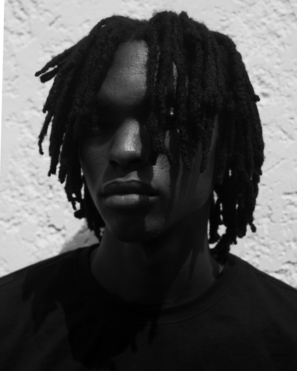 _blackben's tweet image. Precious for Beth model management
photographed by me