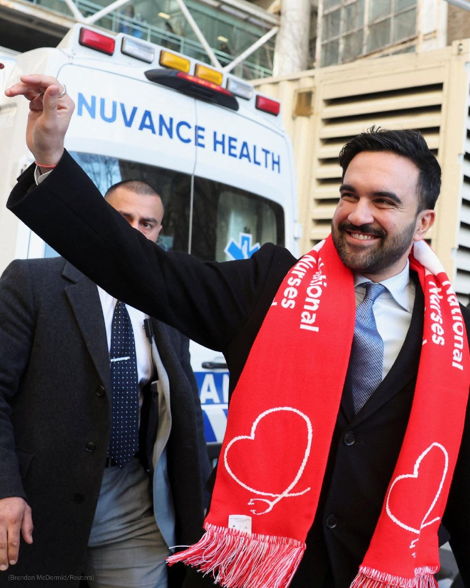 washingtonpost's tweet image. Nearly 15,000 nurses went on strike Monday in New York because management refused to agree to safe staffing levels for patients, the union said.

It could evolve into a protracted labor battle coinciding with a severe flu season. wapo.st/4pwAgKl