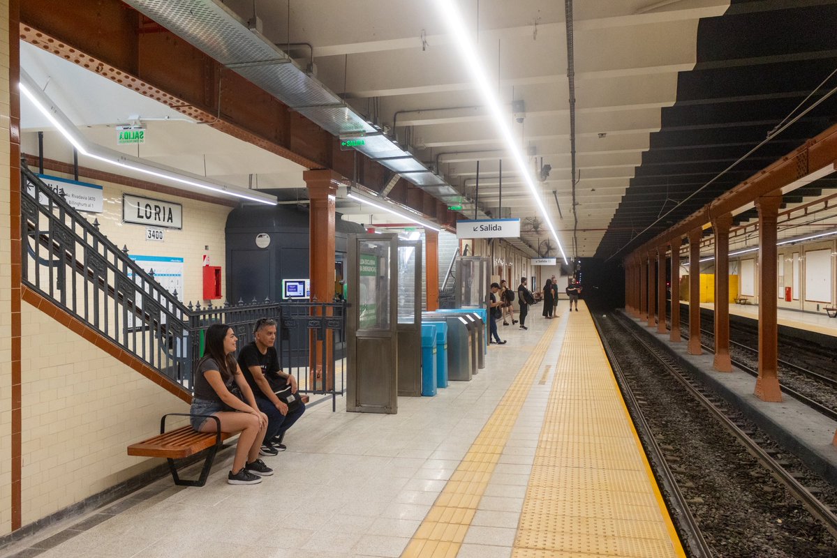 basubte's tweet image. La estación Loria de la Línea A ya se encuentra operativa luego de las obras de renovación integral.