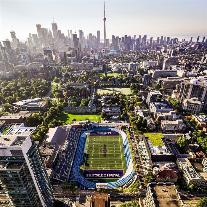 tany_lv's tweet photo. I am grateful to receive an invitation to  @UofTBluesFB camp from @DAVarsityBlueFB . Thank you https://t.co/MU28rsSLUx