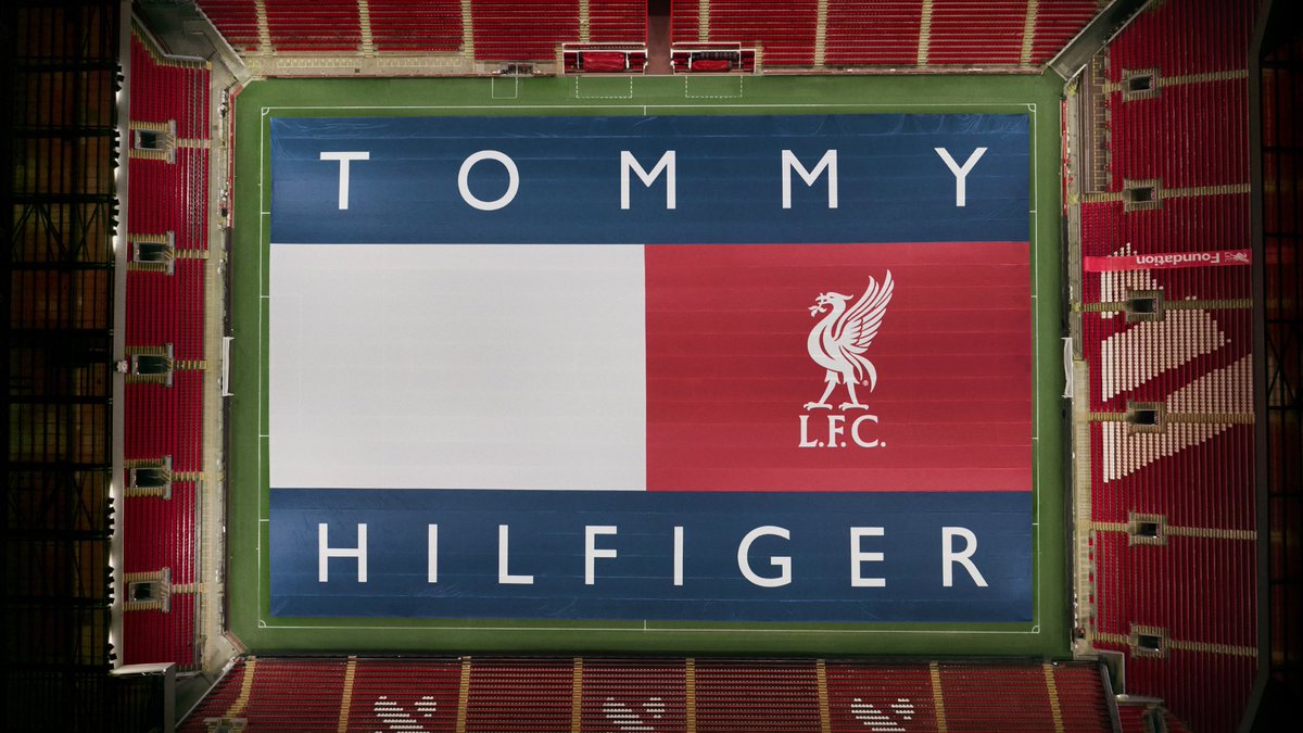 stylewithgrace's tweet photo. . @TommyHilfiger joins @LiverpoolFC & @LiverpoolFCW as official #globalpartner
#partnership is announced with the largest #tommy flag. Fabric donated to the Silly Goose Foundation
@KCDworldwide @PVHCorp
https://t.co/85XxhmnHCd https://t.co/WFmEY7wARp