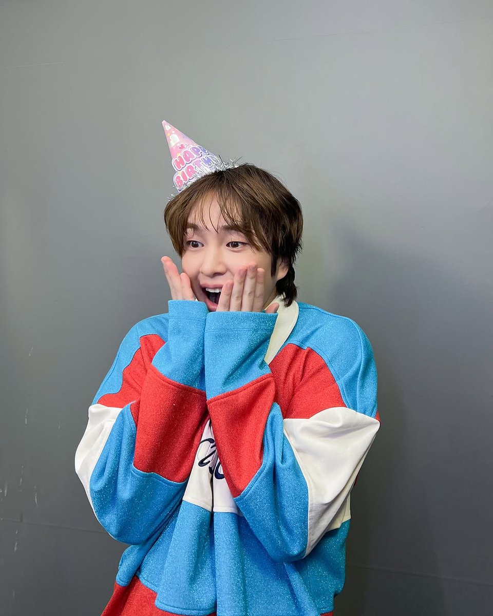 hourlyjinki's tweet image. #온유 #ONEW #オニュ@SHINee @ONEW_GRIFFIN