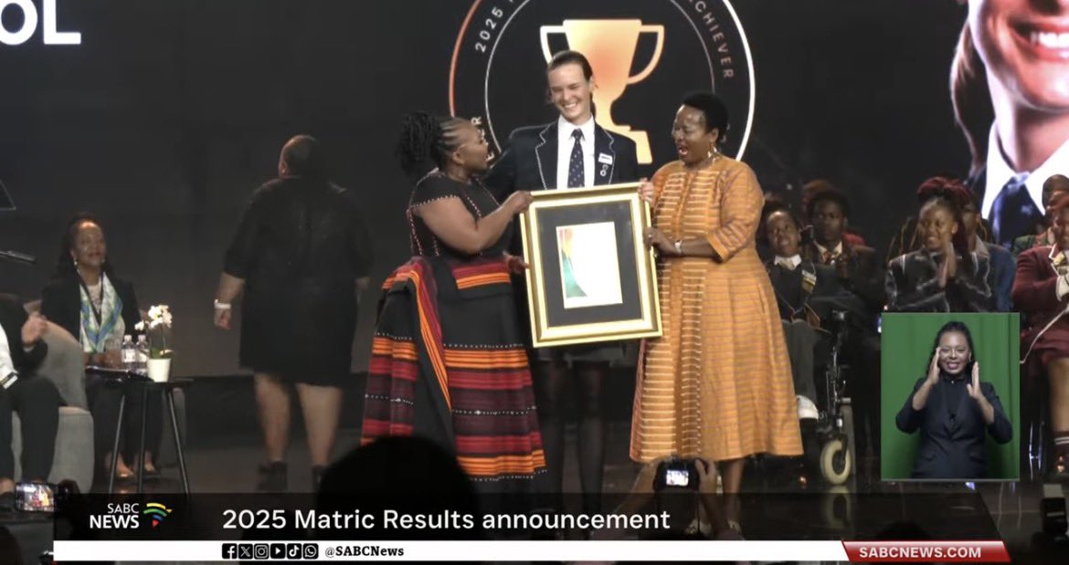NalaThokozane's tweet photo. Congratulations to Abigail, the top student in the country. It is fitting that she is also from the public school system. 🎉🎉🎉🇿🇦

#MatricResults2025 https://t.co/fkEE0zvLVS
