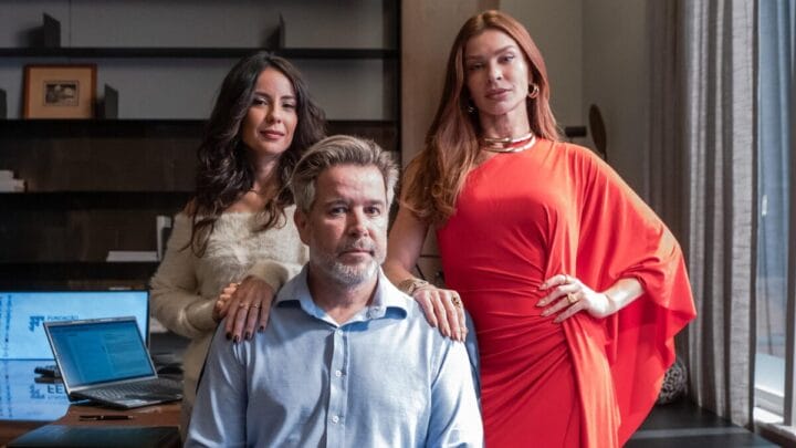 portalypis's tweet image. 🚨Globo pretende esticar #TresGracas, em razão da copa do mundo. A ideia inicial era que “Três Graças” terminasse em maio, agora, esse plano está sendo  revisto, a nova estratégia em análise é fazer com que a trama de Gerluce siga no ar até depois da Copa, com #QuemAmaCuida…