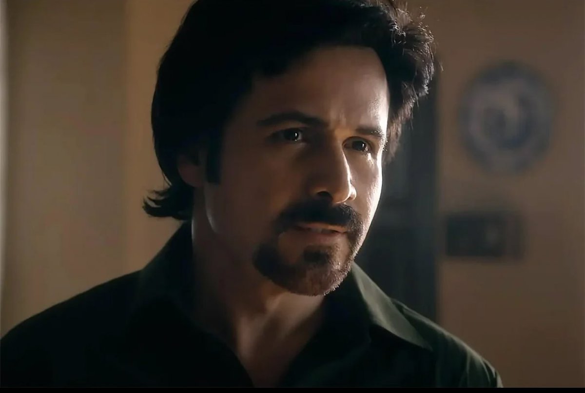 Its_CineHub's tweet photo. Everybody is busy praising #YamiGautam in #Haq but I also think #EmraanHashmi deserves EQUAL APPRECIATION 🔥

He Nailed his ROLE with PERFECTION 🙏🏻 https://t.co/gfYorWsvO0
