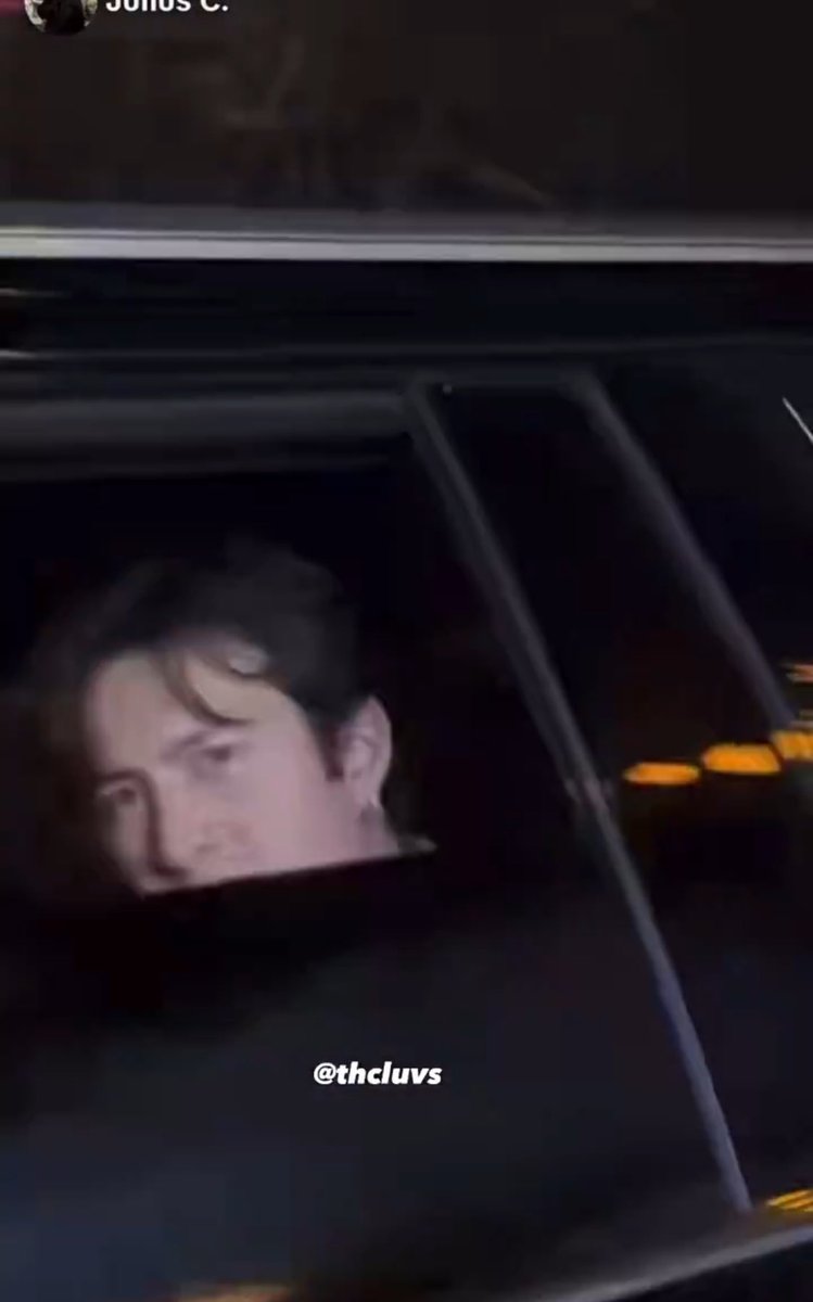 allrozanov's tweet image. this is sending me