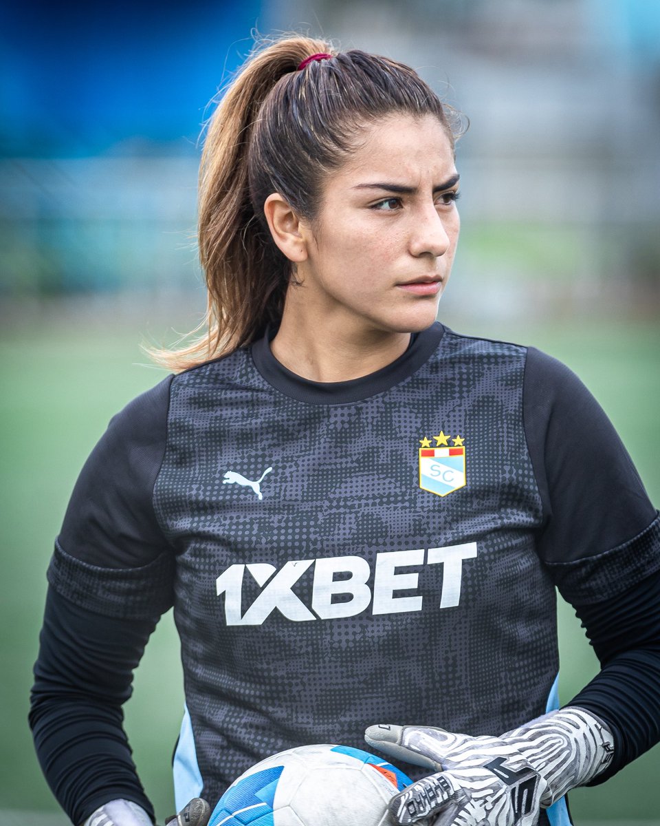 SCfemenino's tweet image. 🧤 Goleras 2026 ⚽️

#SCfem 
#FuerzaCristal