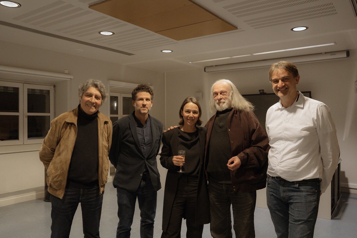 Pierre Soulages tweet media