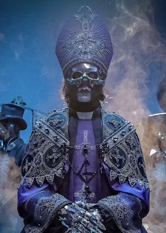 satanized_sam's tweet photo. oh they're SO twins https://t.co/ZLfjPxSLL8