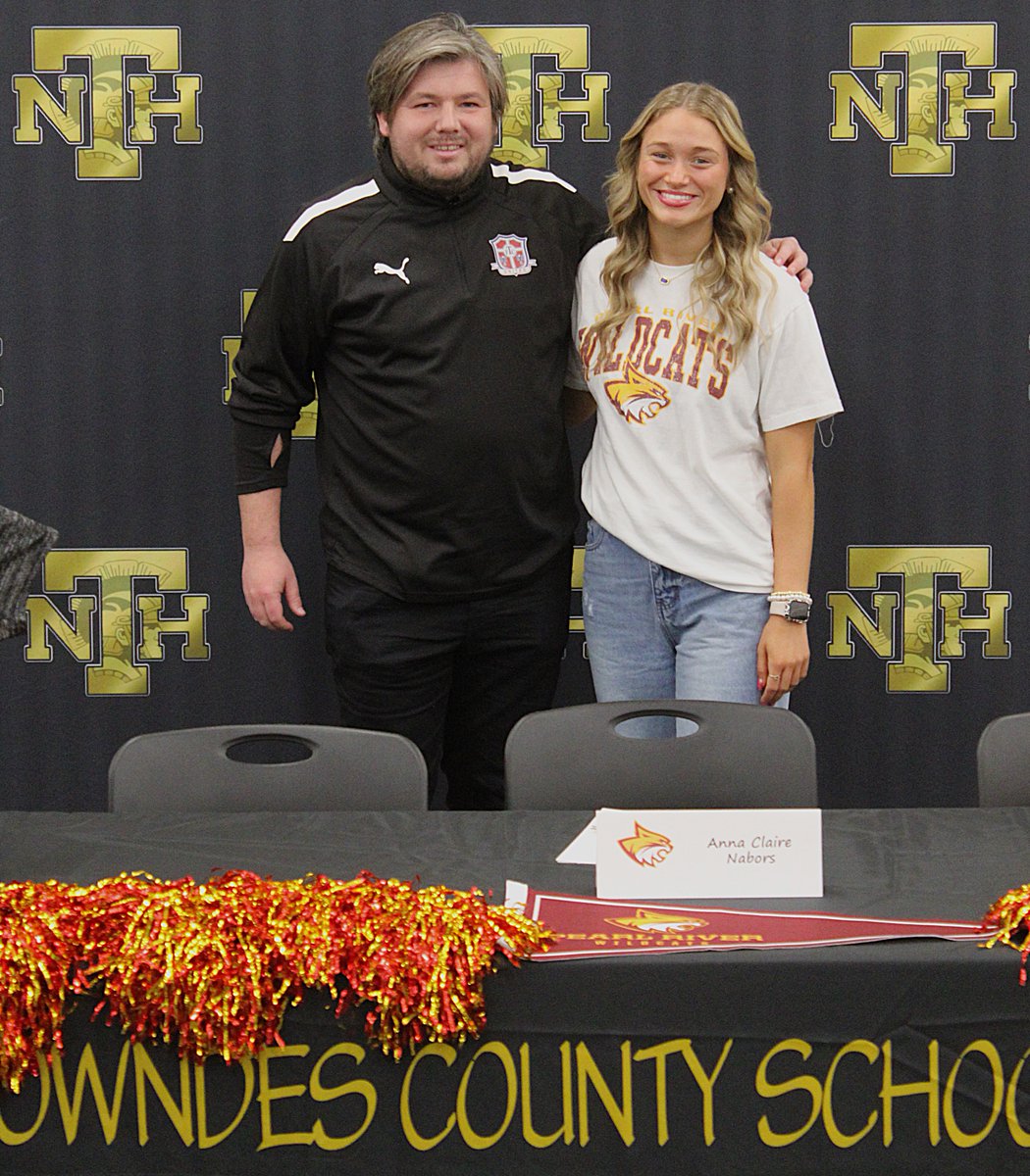 LCSD_MS's tweet photo. New Hope High School's Anna Claire Nabors knew from an early age she wanted to play soccer in college. On Monday, she celebrated realizing that goal when she signed with Pearl River Community College. To read more, go to: https://t.co/sfjJebzthM and scroll down to District News. https://t.co/Xdhv9aUymY