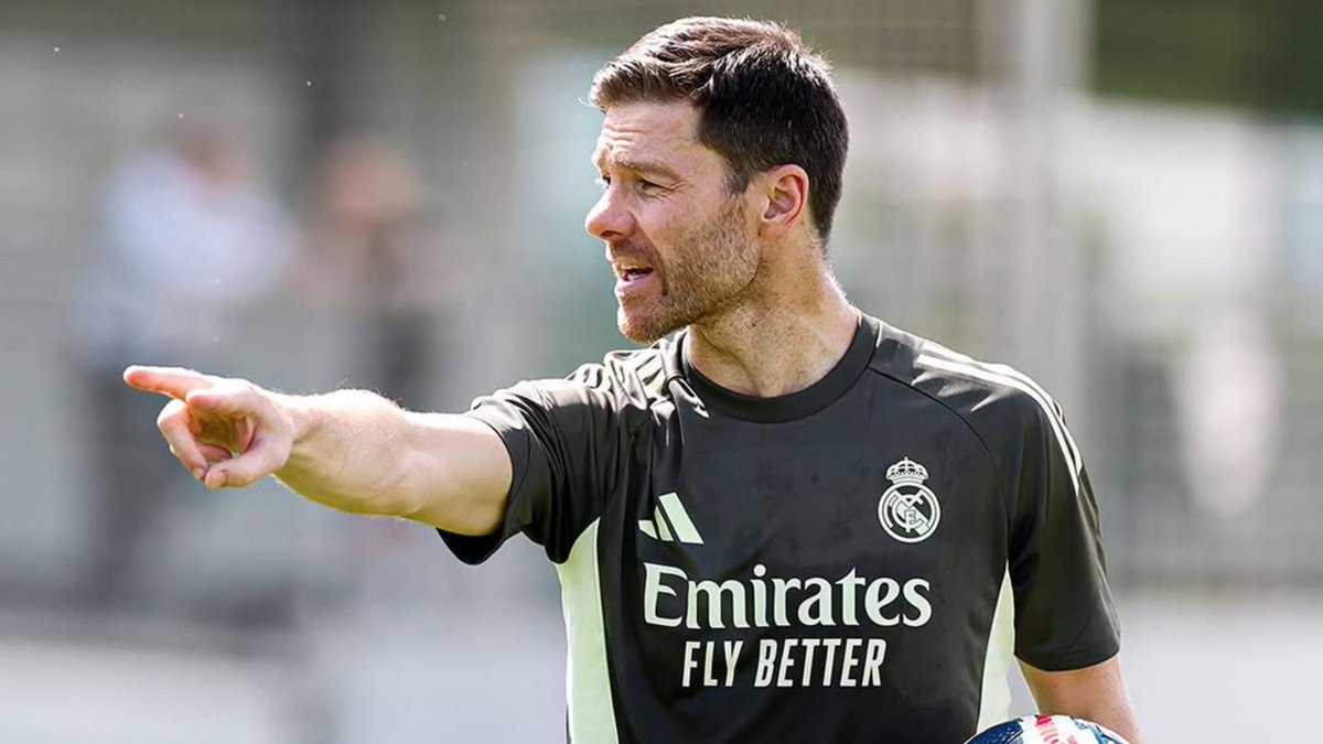 ¿Hasta cuando vamos a seguir con la broma de un hombre que toma decisiones sin que nadie se las pueda cuestionar, mientras el no para de cuestionar a todo el mundo?

Nos arrepentiremos.