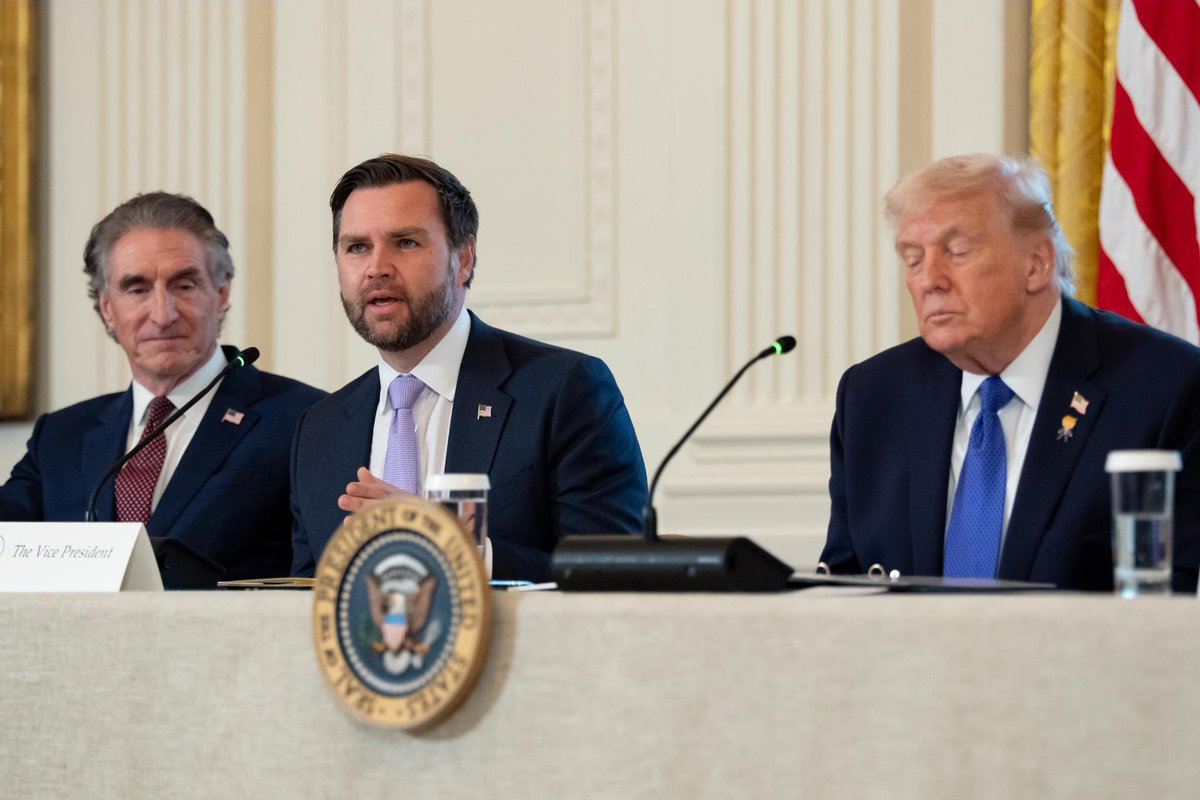 VP's tweet image. 📸 Vice President Vance joined @POTUS at a meeting with Oil and Gas Industry representatives last week.

REMINDER: Gas prices are at a five-year LOW thanks to President Trump🇺🇸