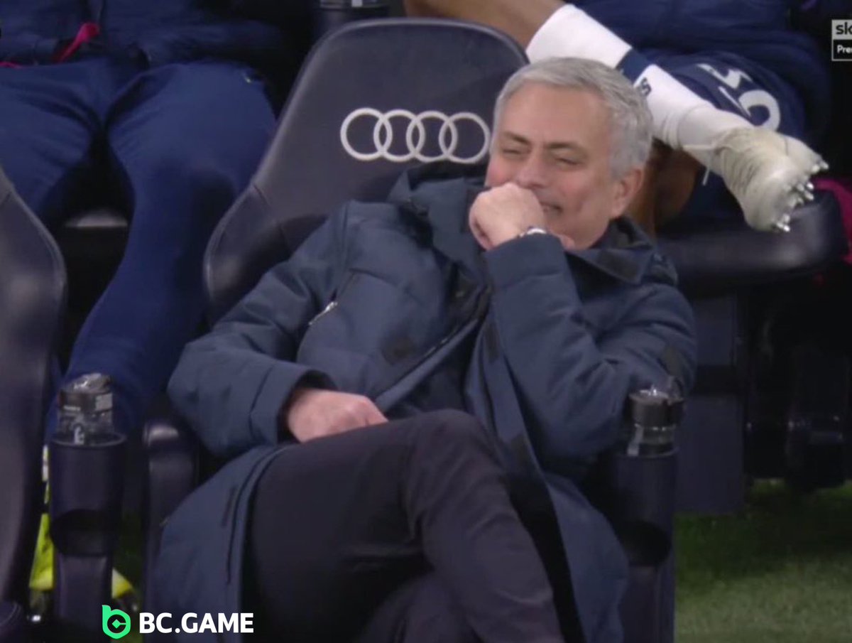 Xabi Alonso sacked 
Real Madrid team in shambles 
10 wins in a row 
Won a trophy to start the year 

Life is good