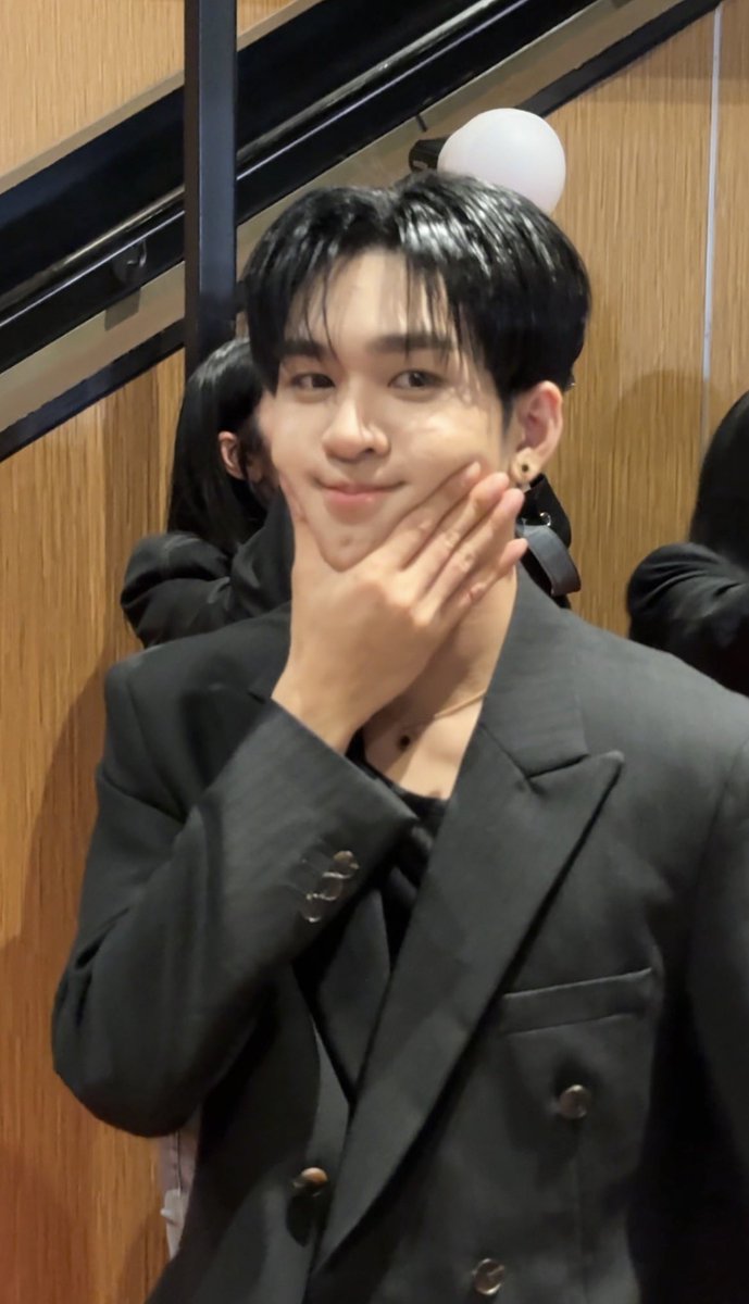 tormorrrrrrrrr🤟 tweet media