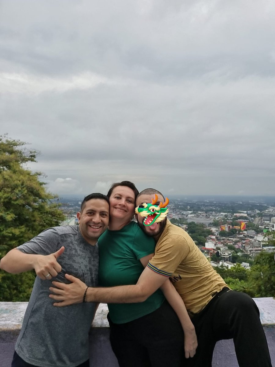 Amor nuestro, cada cumpleaños tuyo es un recordatorio de lo afortunados que somos de tenerte en nuestras vidas.  Que este día esté lleno de todo el amor que mereces. TQ con todo nuestro corazón. Celebramos tú día y recordamos lo especial que eres para nosotros. 🐯 👸 🐲 <a href="/4ZG4RD/">Azgard</a>