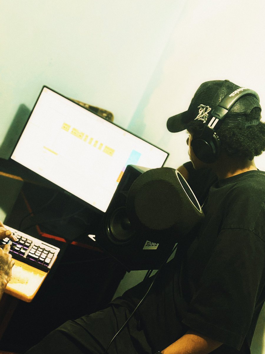 Laborando ..🎶👀