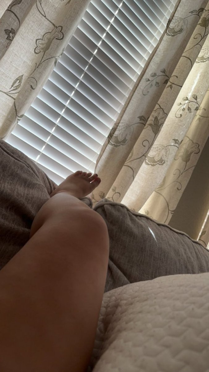 PRINCESSASH1823's tweet image. Does your wife know you’re sitting next to her but thinking about me? 

Finsub paypig Findom