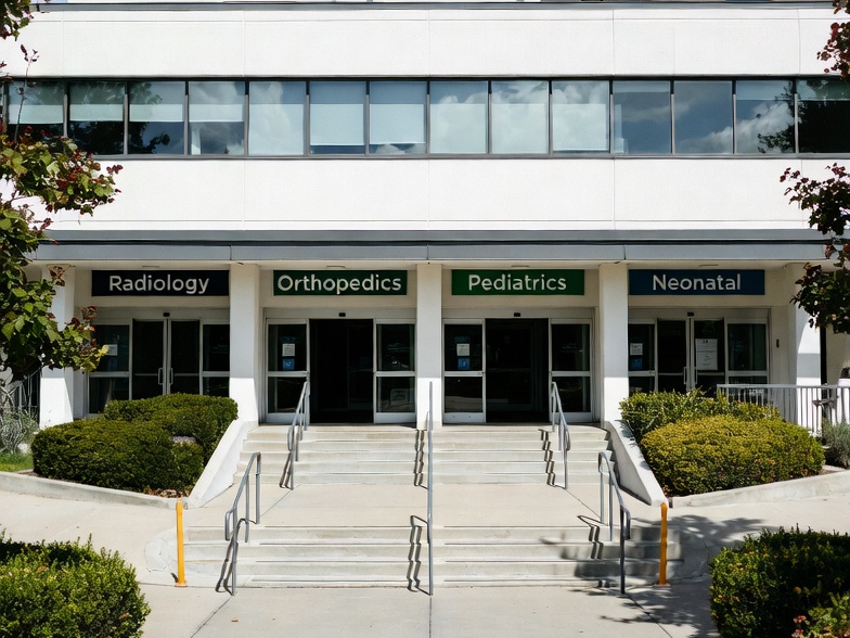 SentiaHealth's tweet image. A Hospital is Just a Collection of Small Practices Sharing Resources

Sure, there is a hotel involved too, but why is it so eye-wateringly expensive?  We discuss the reasons why and propose the only viable solution

Read all about it:

Read on Substack:
open.substack.com/pub/sentiaheal…