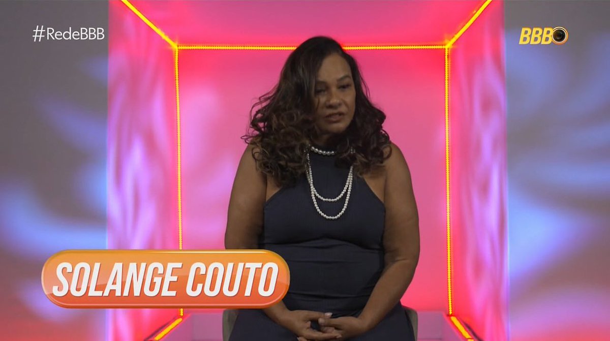 tuitamateusr's tweet image. o público do bbb desmerecendo a solange couto, mas corta pra ela sendo um dos MAIORES nomes que já pisaram no reality!

a mulher tem legado e anos de carreira.
