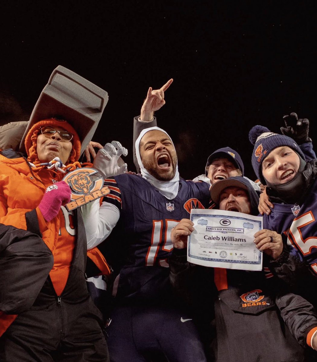 bearszn's tweet image. Bears WR Rome Odunze taking a photo with Bears fans after beating Green Bay is awesome. 

Check out the Caleb Williams Packers Owner certificate. 👀😂

📸: @shotby_ck