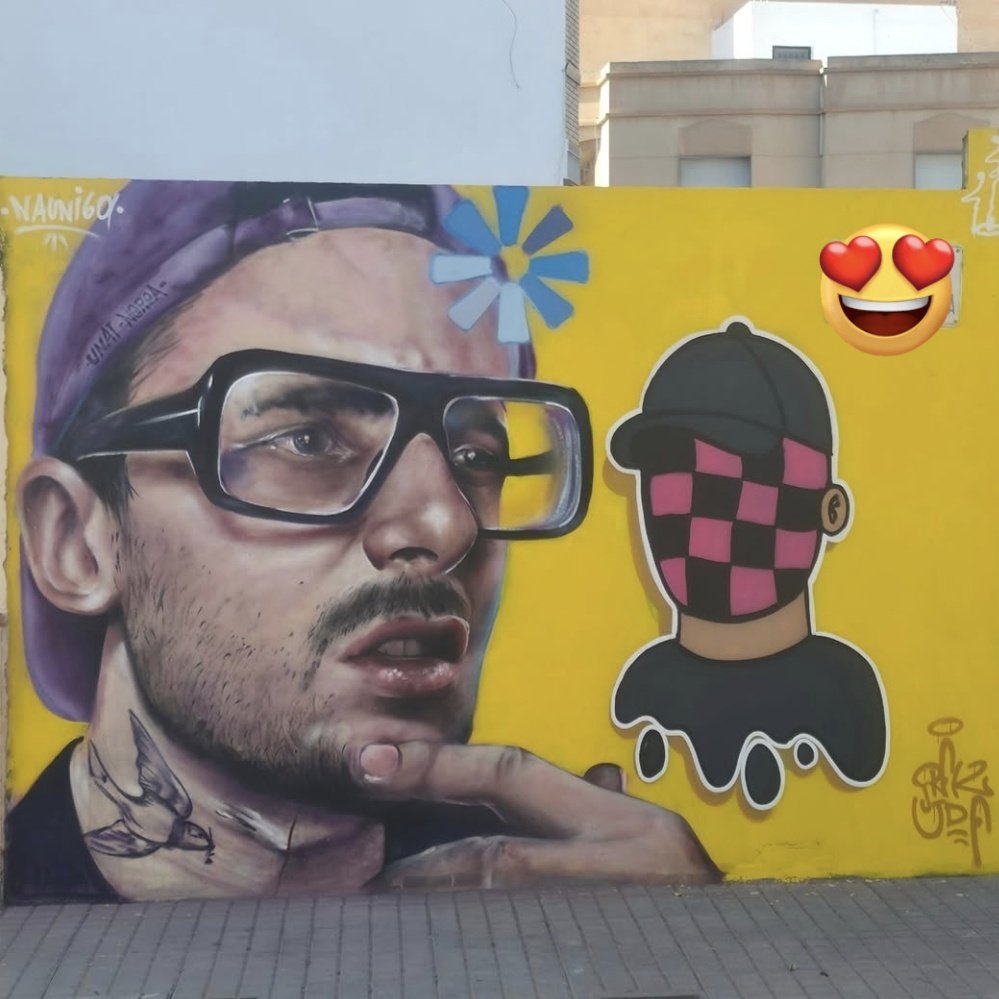 UrbaSanJacobo's tweet photo. #Pues nada #vecinos estamos de #estreno con este #pedazo de #grafiti 🥰🥰🥰🥰
Para #darle color #a la Urba ... #a ver si #sabeis quien es #venga ... 🫣🫣🫣🫣👀👀👀👇👇👇👇👇👇 https://t.co/nIoLj746NK