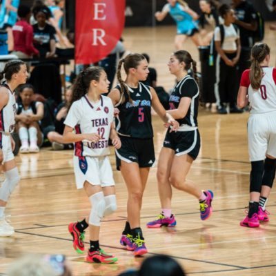 Alyx White tweet media