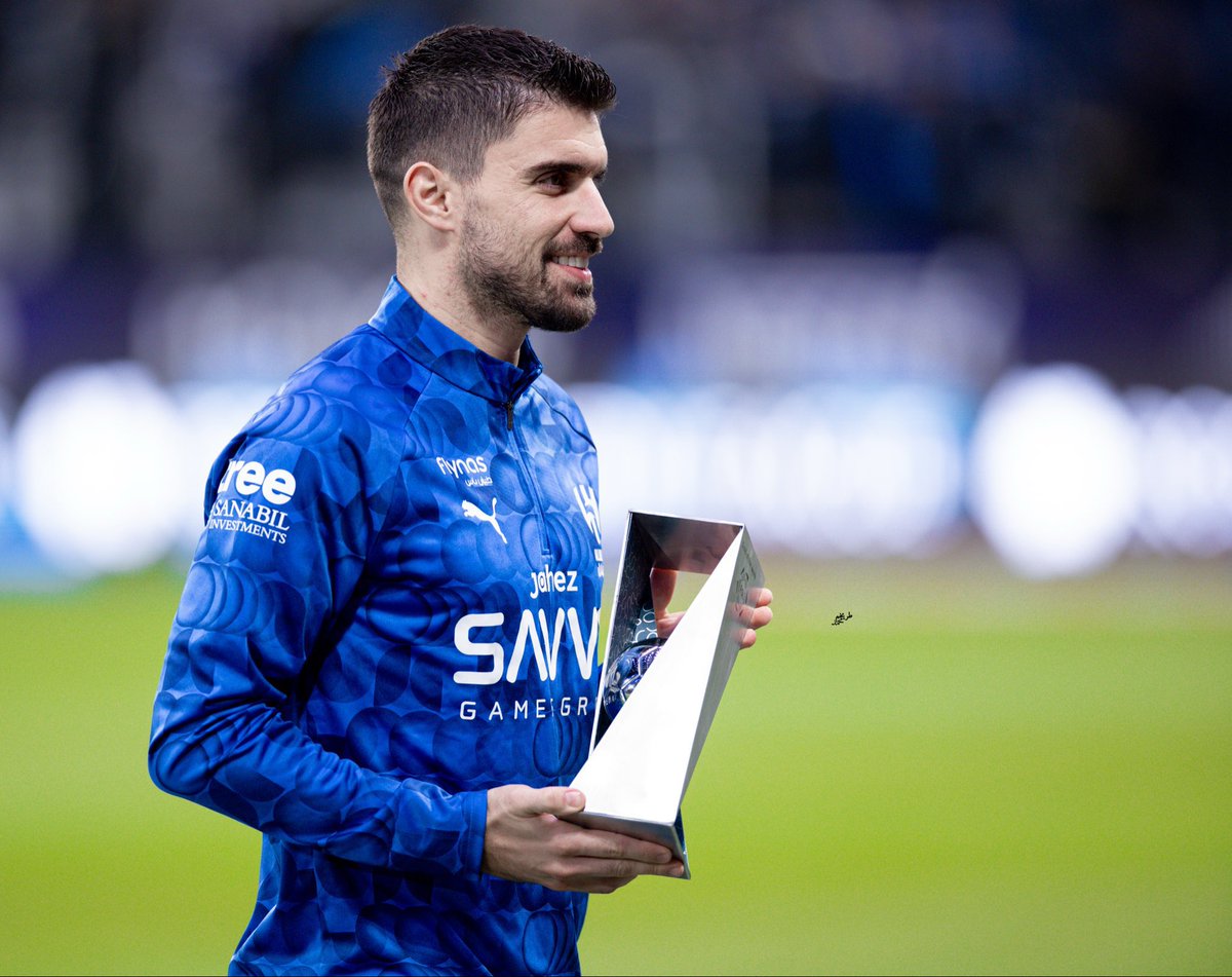 #الهلال_النصر 

روبن نيفيش ينهي المباراة بهدف ثالث 

🤍💙🤍💙🤍💙🤍💙💙💙