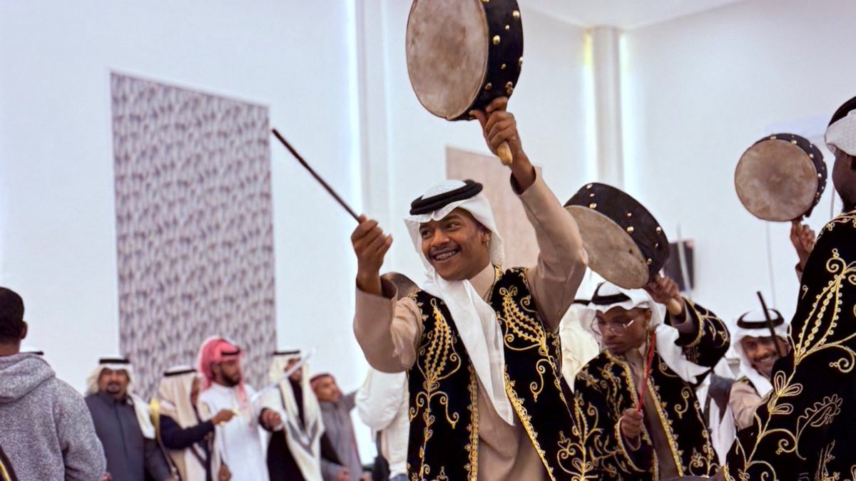 -الله يتمم لهم .