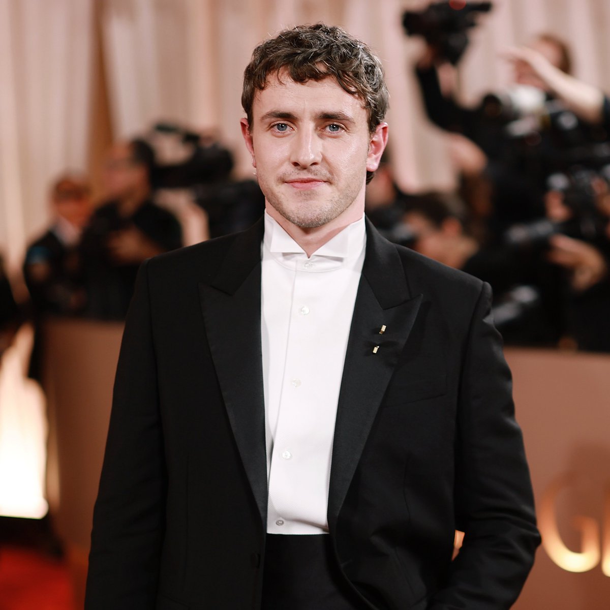 Variety's tweet image. #PaulMescal says audiences "will benefit from knowing as little as possible going into" Sam Mendes' upcoming #Beatles biopics:

"We’re a while away from finishing. That’s my job for all of 2026."

variety.com/2026/film/awar…