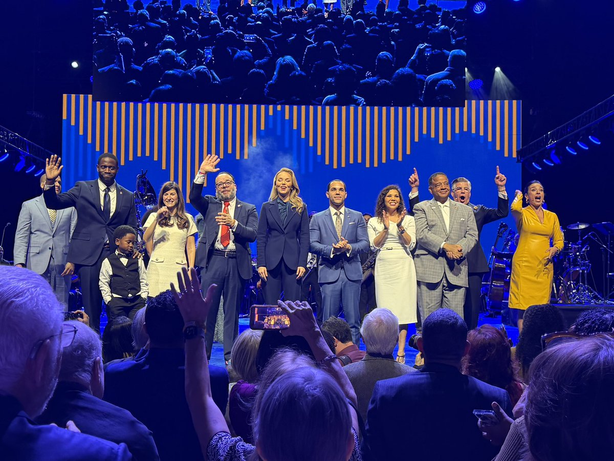 NolaJenny's tweet photo. Honored to be part of Helena Moreno's inauguration as the 63rd Mayor of New Orleans, as the city embarks on a path of positive transformation @HelenaMorenoLA https://t.co/d8CoJJS4cF