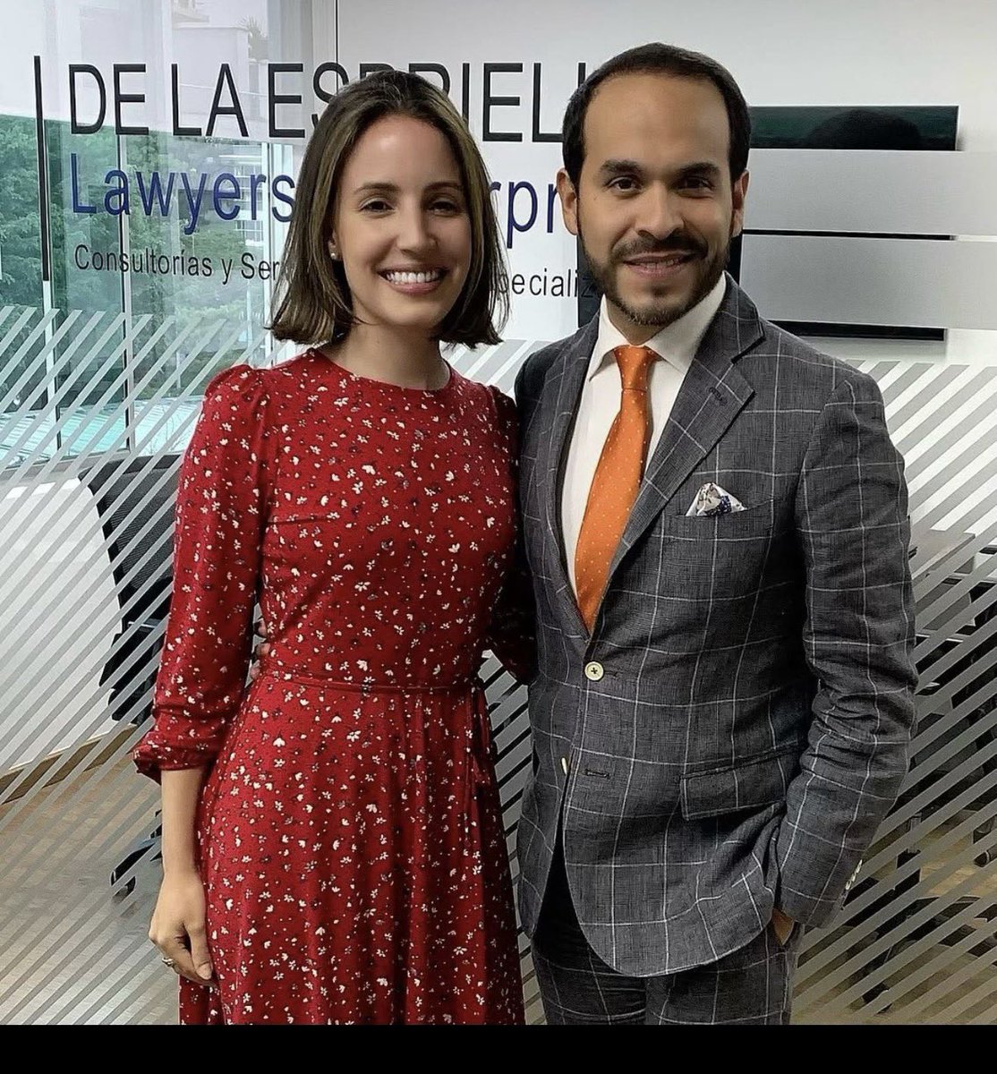 "Dos imágenes valen más que mil palabras"
Dime con quién andas y te diré quién eres.