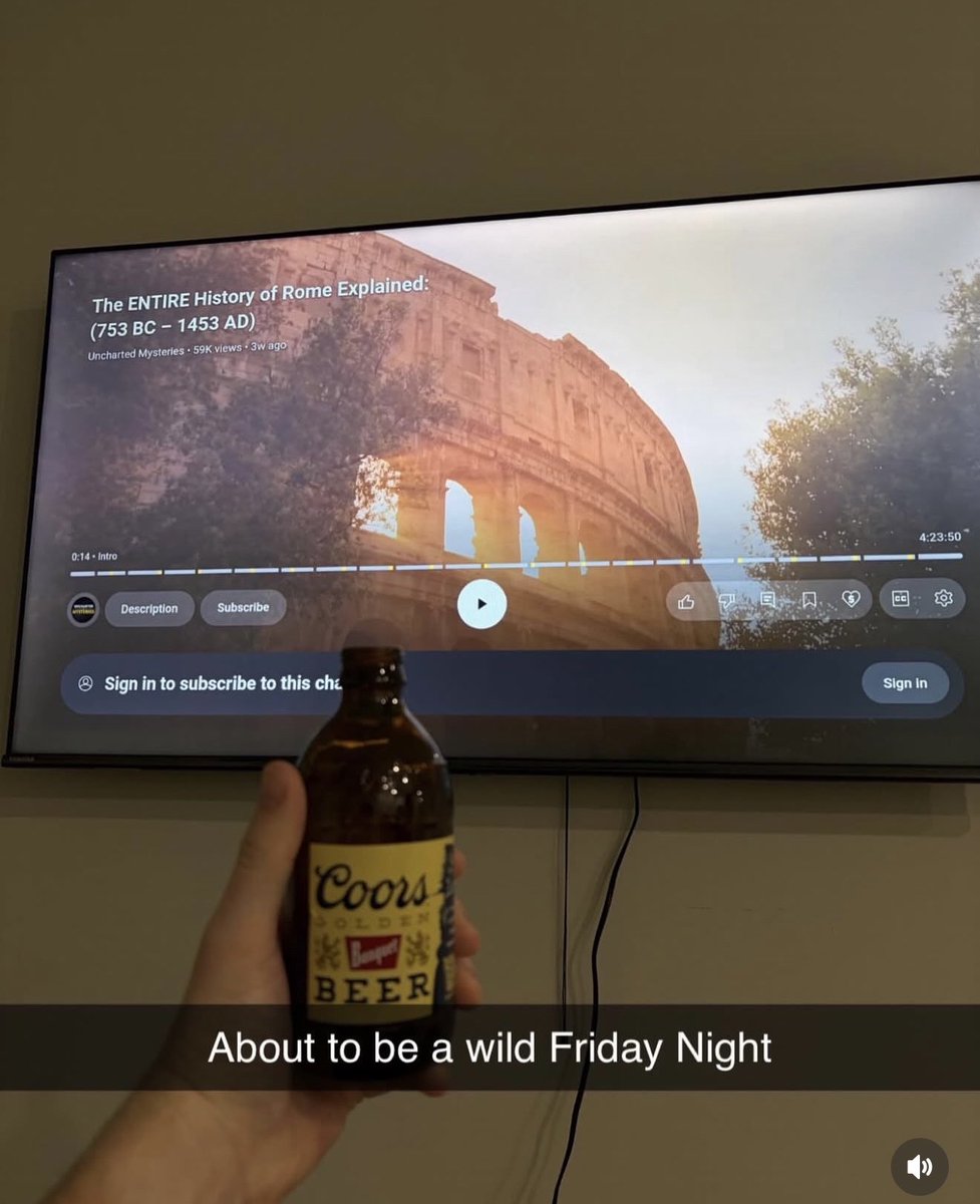 NoContextHumans's tweet image. Bro had a night