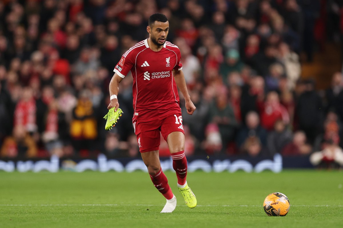 standardsport's tweet photo. Cody Gakpo loses a shoe but continues to lead the Liverpool counter!

FOLLOW LIVE: https://t.co/bYNYC3sIB1

#EmiratesFACup | #LFC https://t.co/vuOKPz6iBC