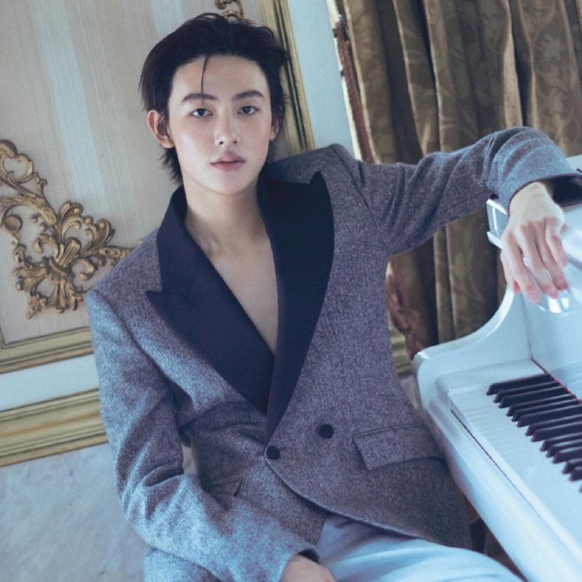 TheePopCore's tweet image. Happy 17th birthday to the extremely talented, insanely gifted, kind, chill, humble, sweet, soft spoken, effortlessly fine, handsome, charismatic, cool hearted, Ice Prince, joyful, Silent Ace, Seonghyeon of CORTIS.