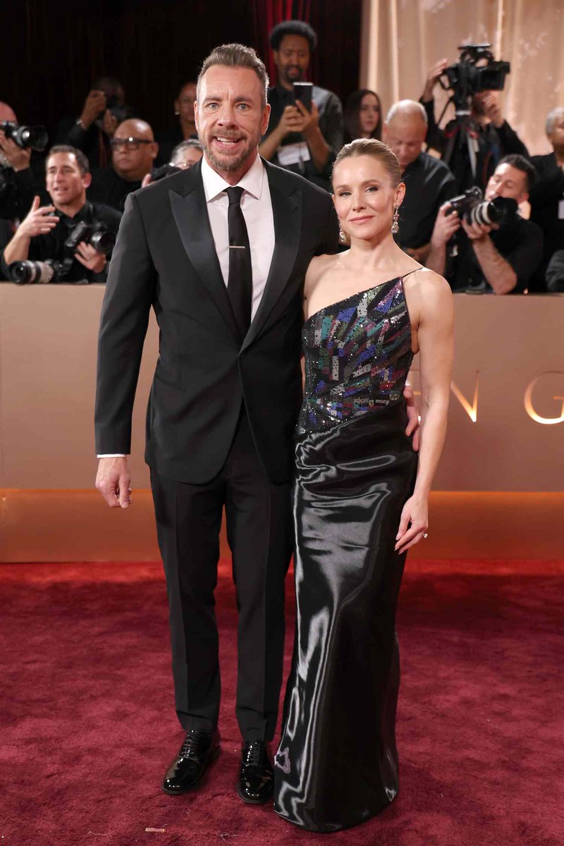 VMfans's tweet image. Kristen  Bell and Dax Shepard at the Golden Globes Awards ❤️❤️❤️ #GoldenGlobes #GoldenGlobes2026