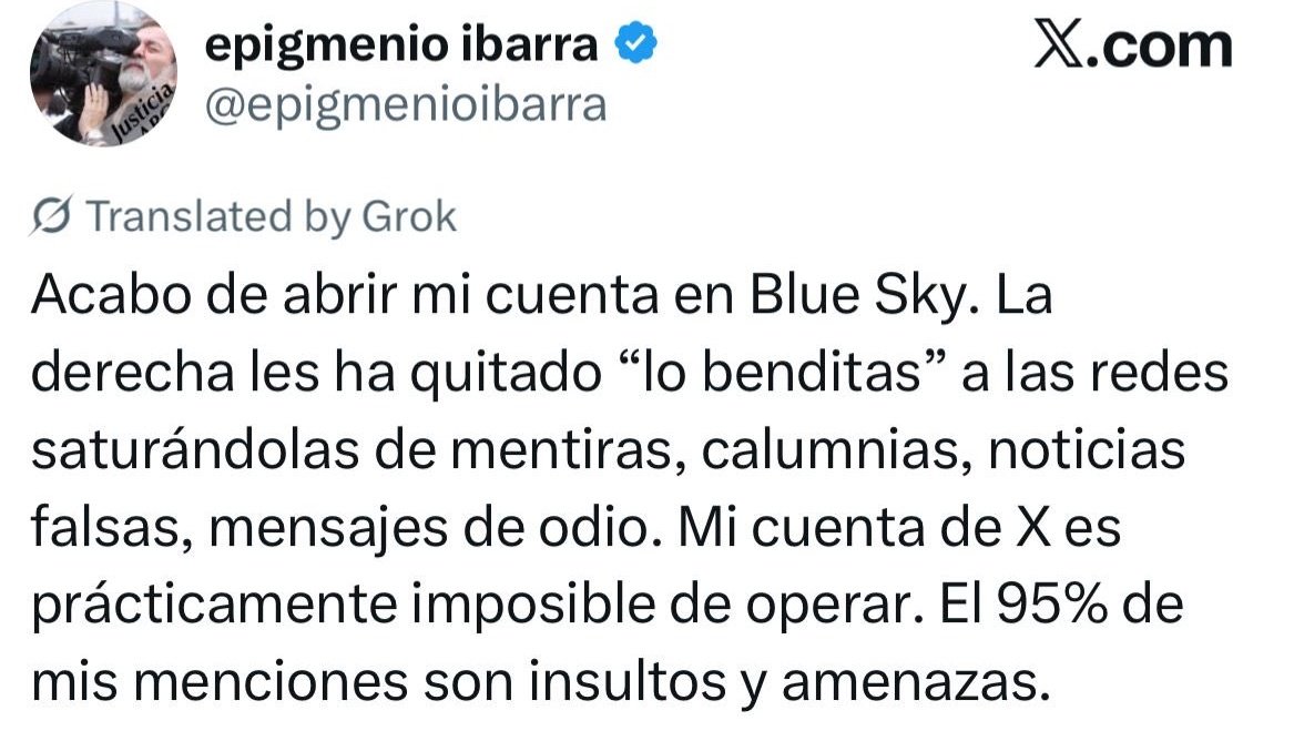 AlexBaks82's tweet image. Lo lograron, ya hicieron llorar a Epigmenio. 
Y aquí yo les pregunto... ¿Se sienten satisfechos?