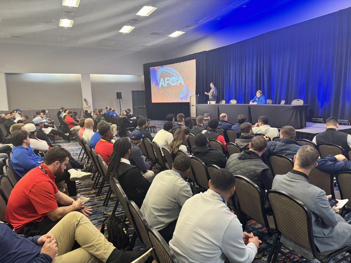We have <a href="/rhettlashlee/">Rhett Lashlee</a> and <a href="/JustinBoeving/">Justin Boeving</a> on stage NOW at <a href="/WeAreAFCA/">AFCA</a>! Join us! #BryantAwards