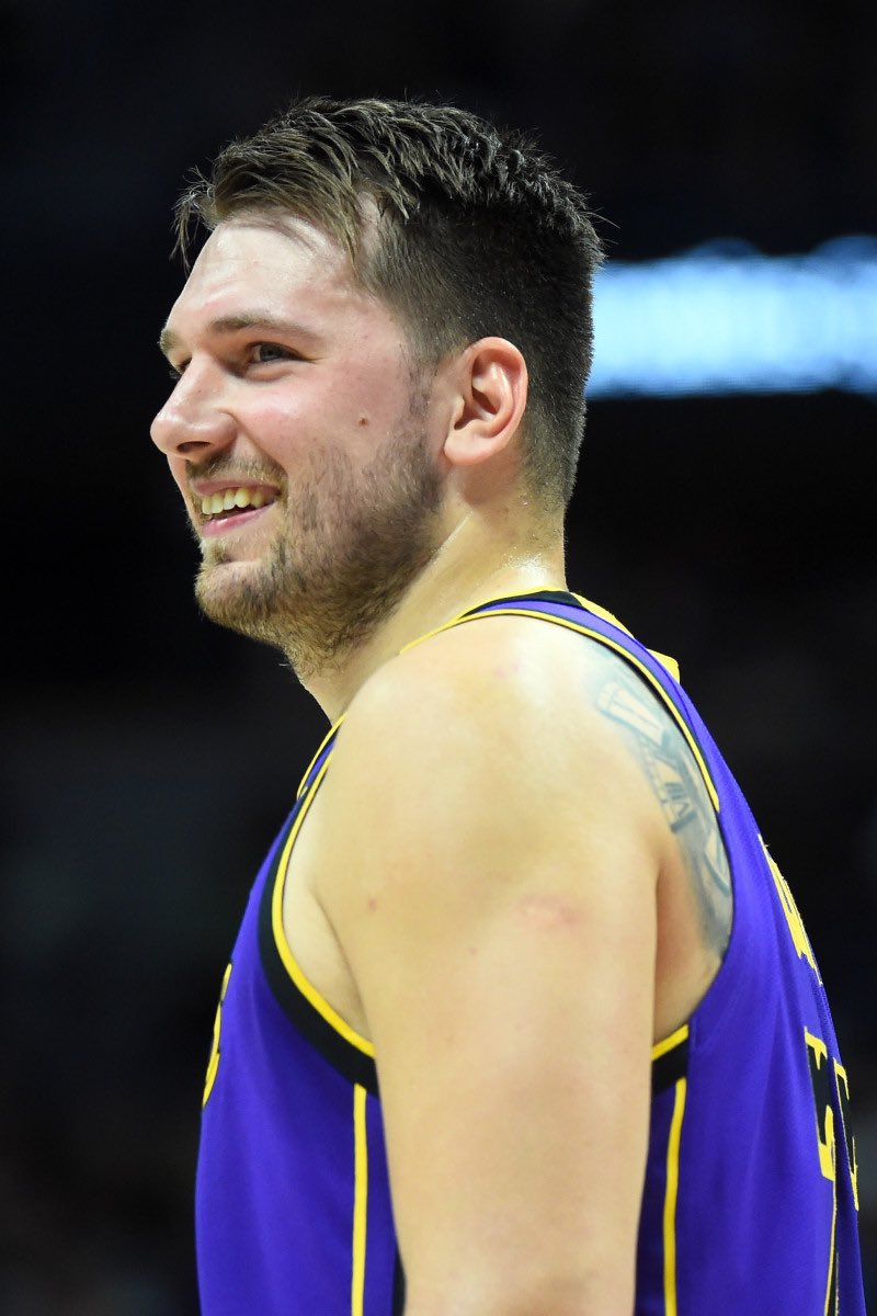 LakeShowYo tweet media
