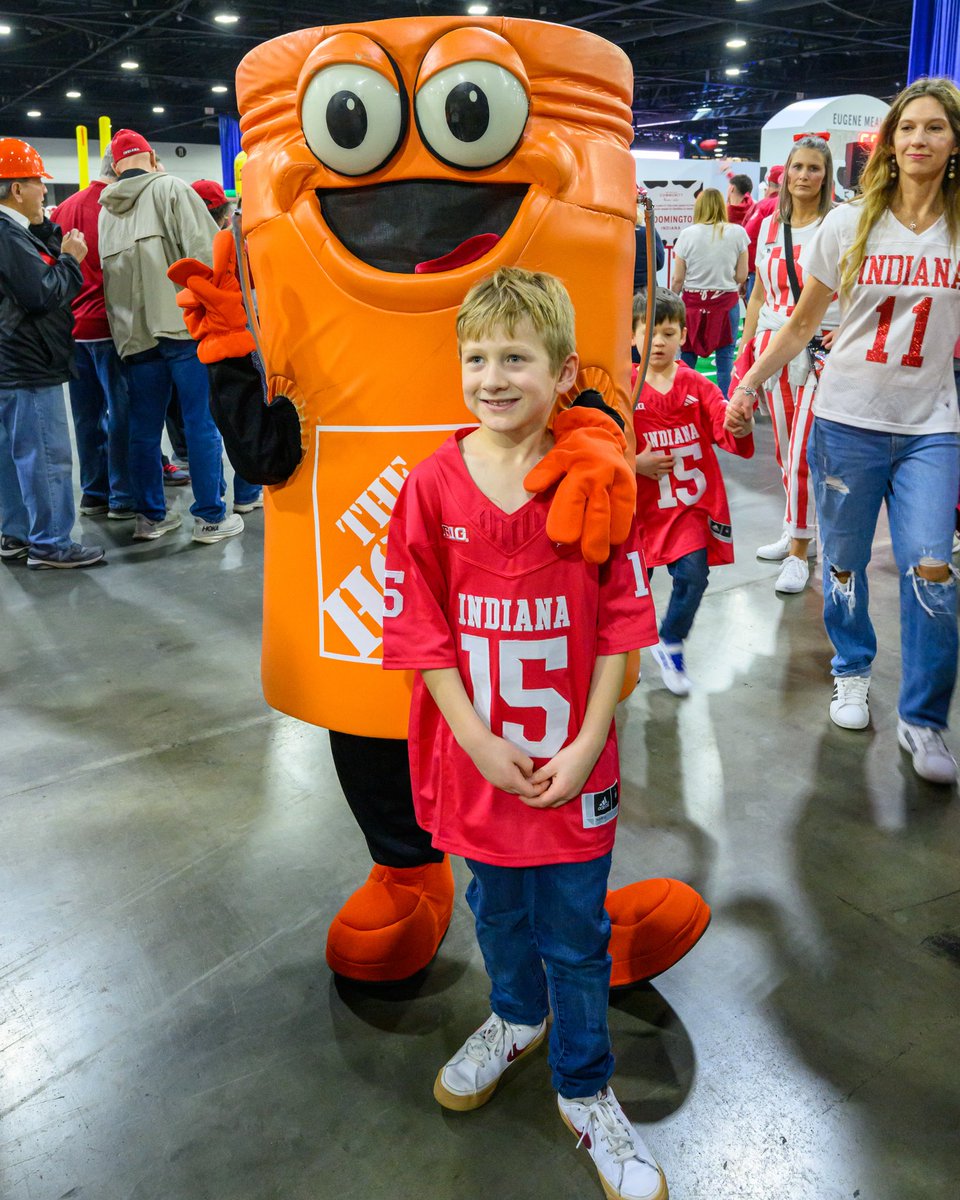 Chick-fil-A Peach Bowl tweet media