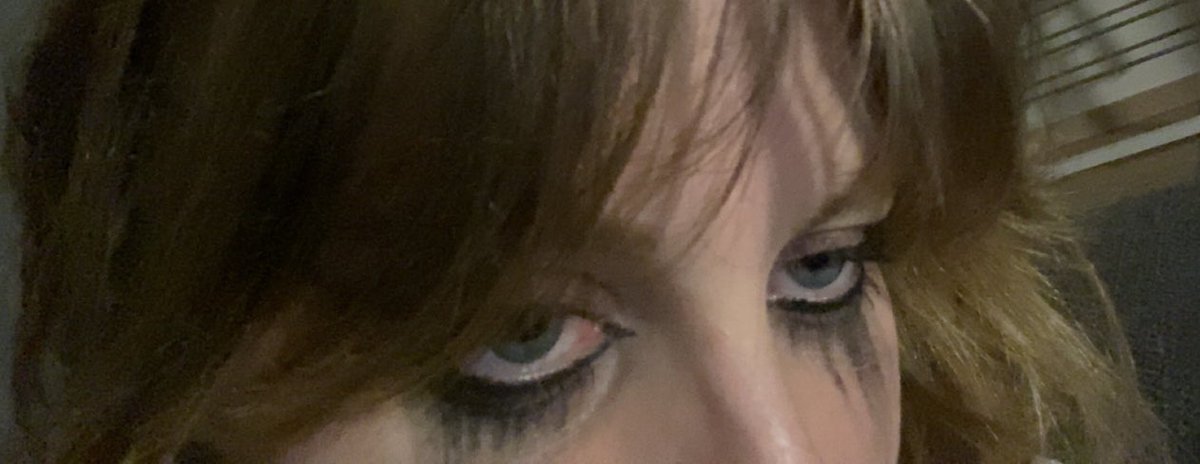 eternelleEm's tweet image. 🖤🪼