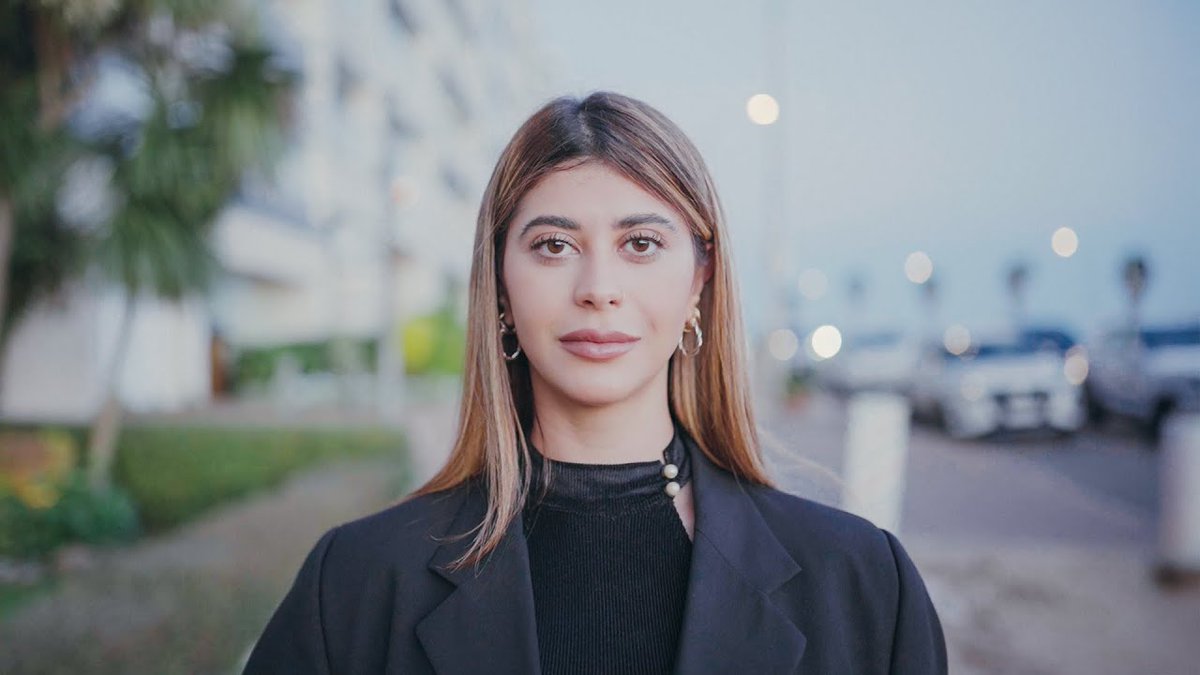 Derechos Humanos en Irán

Kiana Malek: El Valor de la Libertad

La violencia y la tensión aumenta en Irán, y con ello, la violación a los derechos humanos de sus ciudadanos.

Para entender el valor de la libertad los invitamos a ver el conmovedor corto que realizamos junto a