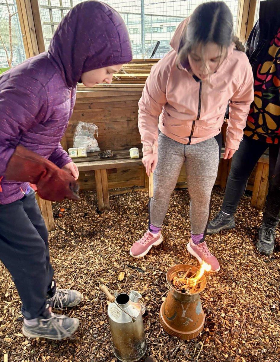 OrielHighSchool's tweet image. It was another great session for our WILD groups today. What better way to keep toasty than developing their resilience &amp;amp; collaborative skills whilst fire making! With added hot chocolate &amp;amp; toasted marshmallows of course!! 💜🔥🪵☕️💜 #LearningOutsideTheClassroom #PracticalSkills