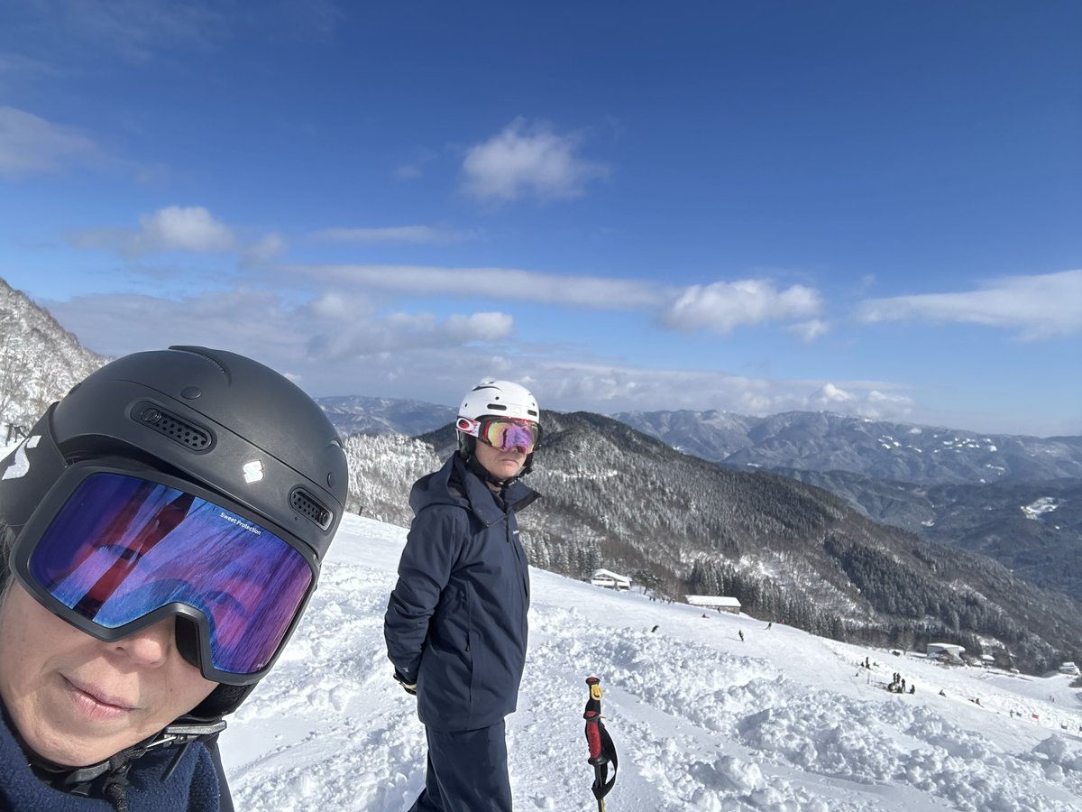 FplusSun's tweet image. 昨日は！国スポ予選⛷️
何とか無事通過！
いざ青森へ👏
今日、明日はインハイ予選です♪
がんばれー📣

たまには夫とツーショットあげとこ😆🙌