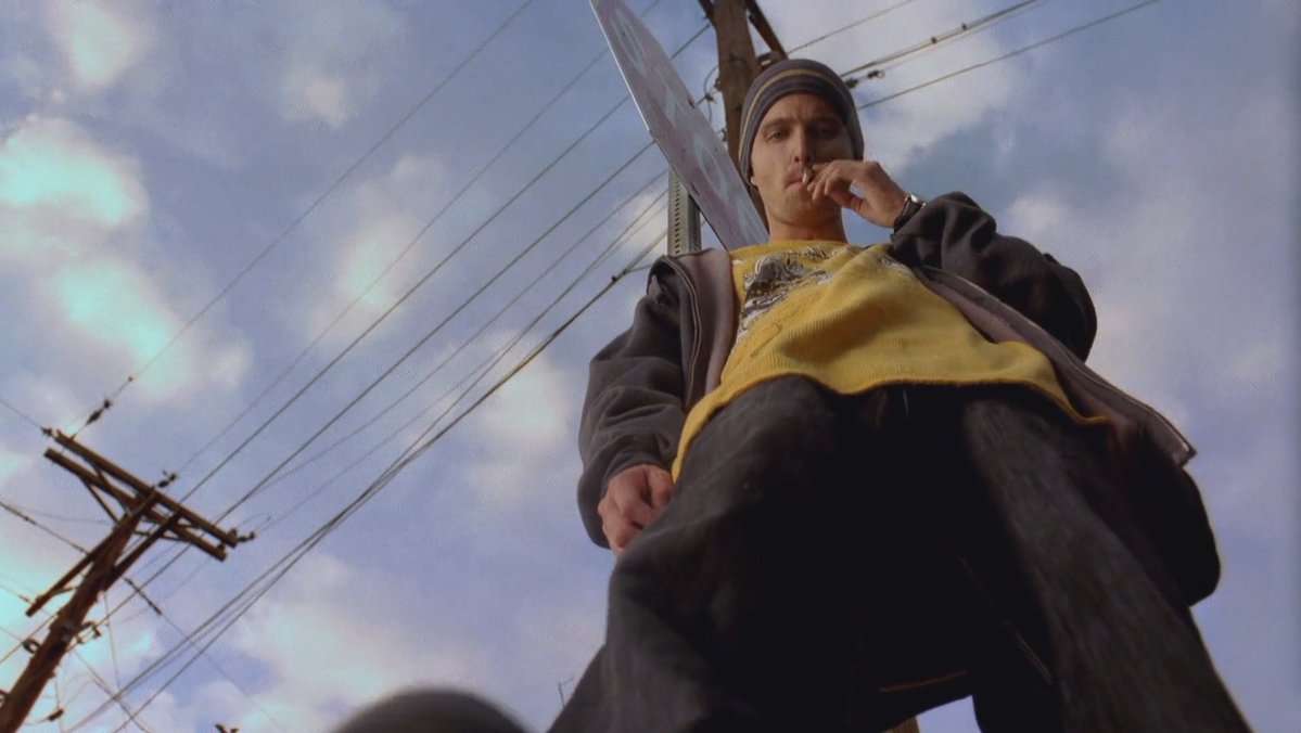 pippio_'s tweet image. estoy reviendo breaking bad y no me acordaba que estaba bastaante bien de fotografía, "peak" y "aura"