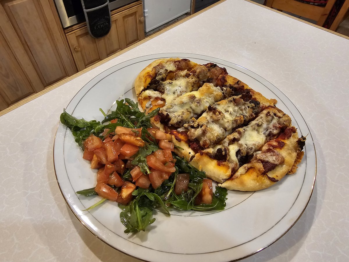 JakFire's tweet image. I know the feeling.... I used to be shit at cooking but now cooking the dishes I cook for just myself is depressing