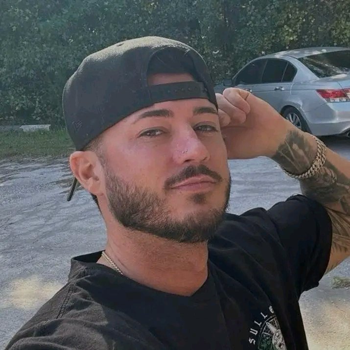 CWright82893's tweet photo. I need a 𝗞𝗜𝗦𝗦💋 from a wonderful 𝗪𝗢𝗠𝗔𝗡 who cares about my feelings❤️. To my future 𝗪𝗜𝗙𝗘 , I know that you’re seeing my post, I want you to 𝗧𝗘𝗫𝗧 𝗠𝗘 𝗗𝗜𝗥𝗘𝗖𝗧𝗟𝗬 MESSAGE ON MY TELEGRAM LINK https://t.co/XcYCHRyjXA https://t.co/NB7AZR5iYQ