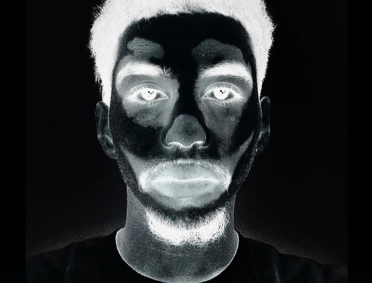 victorVlory tweet media