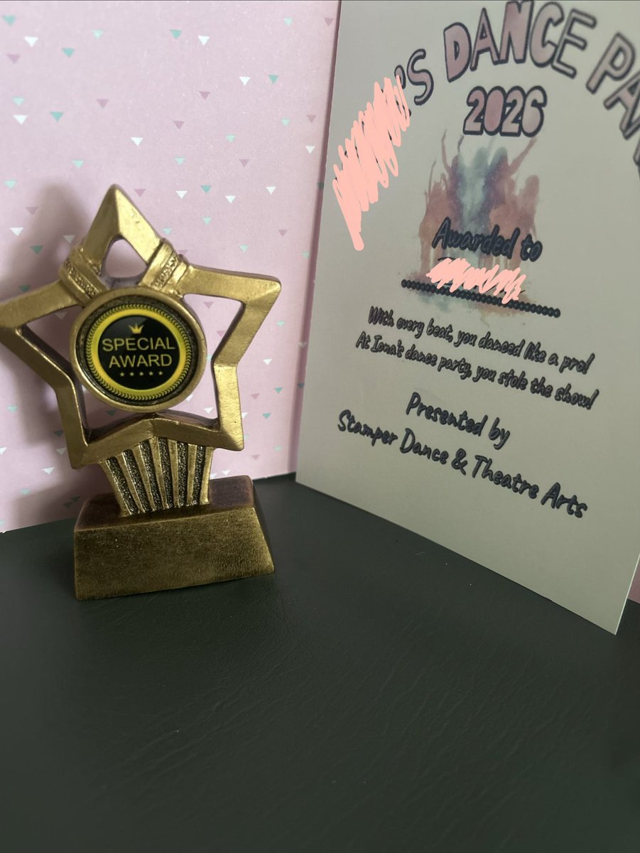 StamperDance's tweet photo. It was party time yesterday! 🥳

Miss Milli and I worked with one of our girls and her friends at her birthday party to create a dance and perform it to the grown ups at the end! 💫

The children were all fabulous! ♥️ Thank you for inviting us! 

What a party!🎉 https://t.co/VugnNeuBz6