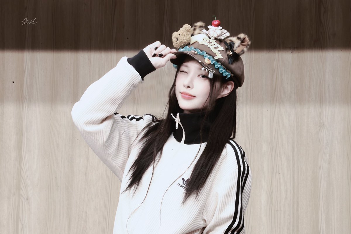StarYUN tweet media